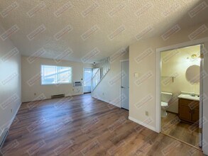 7104 Robin Dr in Gillette, WY - Building Photo - Building Photo