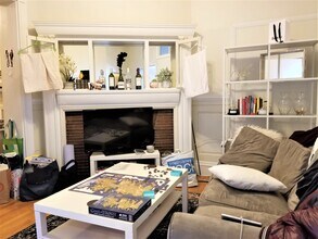 43 Bay State Rd, Unit 1R in Boston, MA - Building Photo - Building Photo