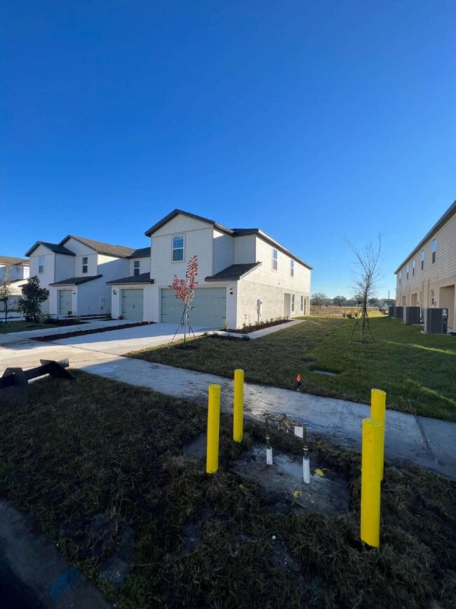 5324 New Friendship Pl in Tampa, FL - Building Photo - Building Photo