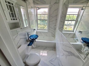 22 Concord Ave in Cambridge, MA - Foto de edificio - Building Photo