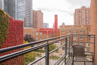 1040 N Cass St in Milwaukee, WI - Building Photo - Building Photo