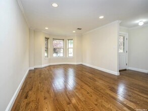 28 A Dunes Ln in Sands Point, NY - Building Photo - Building Photo
