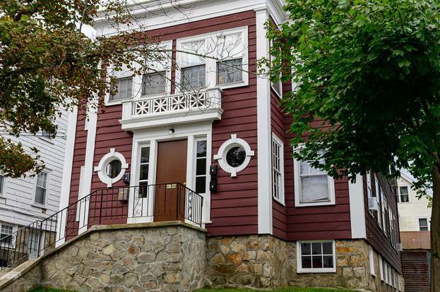 property at 289 Highland Ave