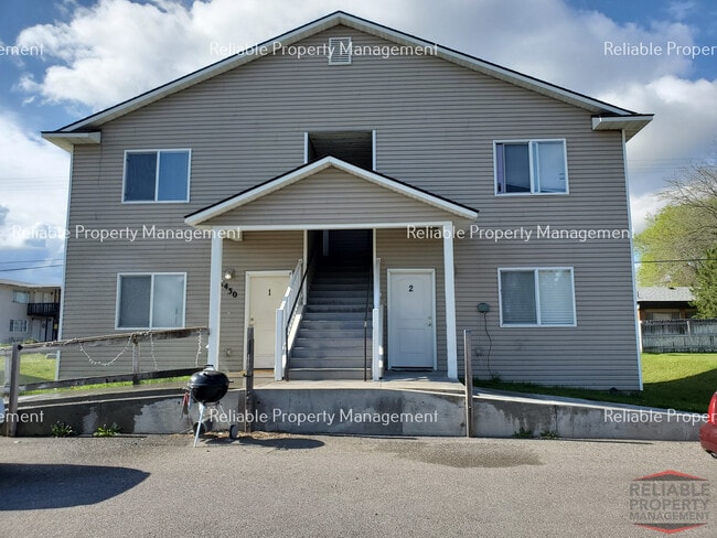 1430 Cambridge Dr, Unit 2 in Idaho Falls, ID - Foto de edificio - Building Photo