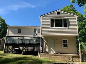 117 Milwaukee Ave in Bethel, CT - Building Photo - Building Photo