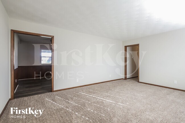 242 Hargeo Dr in Indianapolis, IN - Building Photo - Building Photo