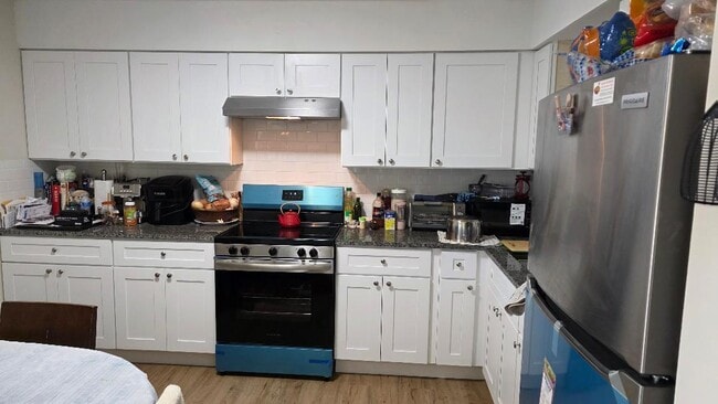 10 Arrowhead Dr in Algonquin, IL - Building Photo - Building Photo