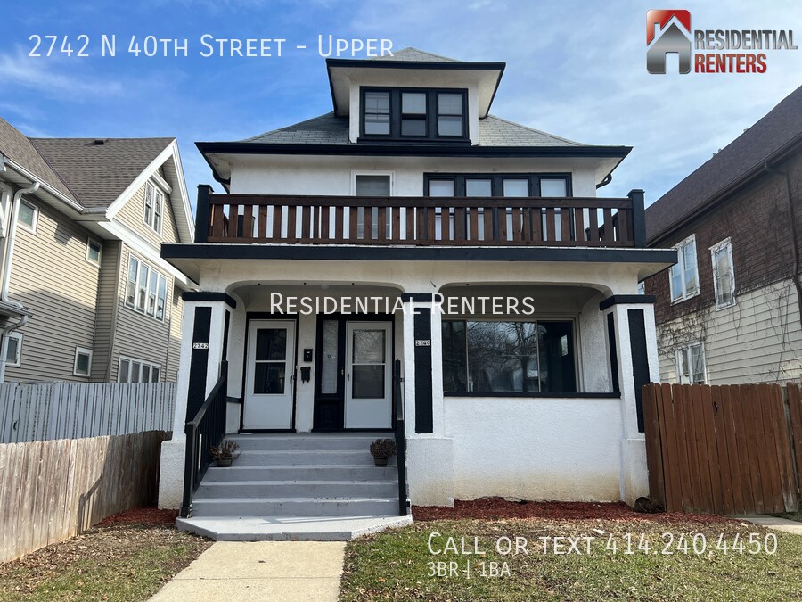 2742 N 40th St, Unit Upper in Milwaukee, WI - Building Photo
