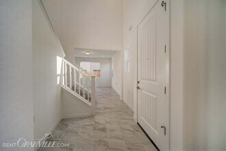 2980 E Escarpa Dr in Fresno, CA - Building Photo - Building Photo