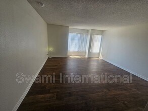 926 Wilmington Blvd in Los Angeles, CA - Building Photo - Building Photo