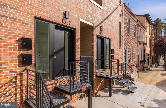 property at 1325 Buttonwood St