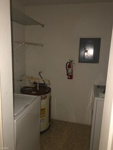 8800 Latrec Ave-Unit -Apt 102 in Orlando, FL - Foto de edificio - Building Photo