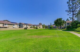6844 Panamint Row in San Diego, CA - Building Photo - Building Photo