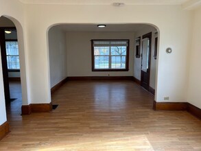 2190 East Ave in Akron, OH - Building Photo - Building Photo