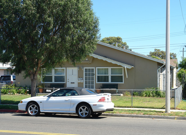 6000-6008 Woodland Ave in Ventura, CA - Building Photo - Building Photo