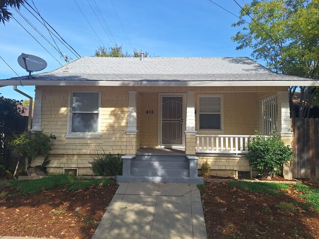 property at 415 13th St