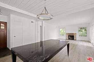 4710 Don Porfirio Pl in Los Angeles, CA - Building Photo - Building Photo