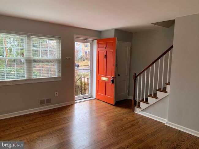 property at 5 E Alexandria Ave