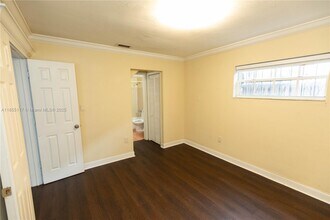 2939 Day Ave in Miami, FL - Building Photo - Building Photo