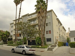 Fuller Apartments in Los Angeles, CA - Building Photo - Building Photo