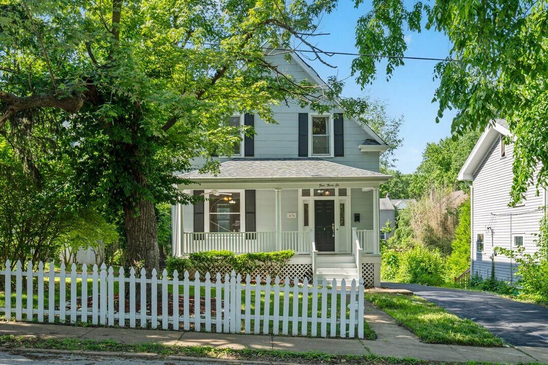 436 Tuxedo Blvd in St. Louis, MO - Building Photo