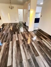 9264 Ward Ave in Detroit, MI - Building Photo - Building Photo