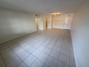 1950 N Andrews Ave in Fort Lauderdale, FL - Building Photo - Building Photo