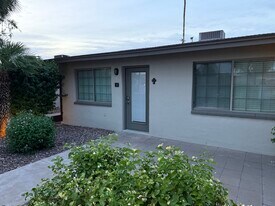 1850 E Maryland Ave in Phoenix, AZ - Building Photo