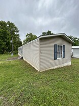 114 Zackary St in Oak Grove, KY - Building Photo