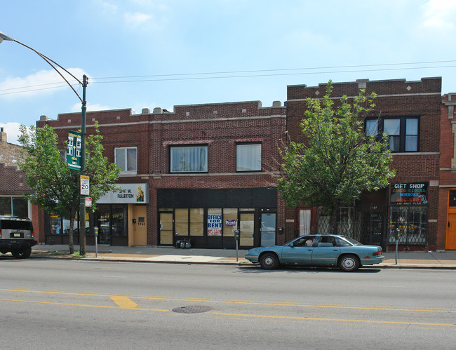 3743 W Fullerton Ave in Chicago, IL - Building Photo - Building Photo