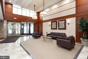 7111 Woodmont Ave in Chevy Chase, MD - Building Photo