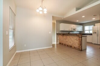 8434 Bamboo Rd in Ft. Myers, FL - Building Photo - Building Photo