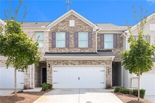 1452 Silver Charm Ln in Lawrenceville, GA - Building Photo