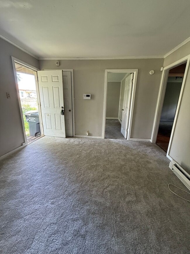 property at 3167 S Clifton St