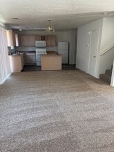 1726 Gallinas Rd in Rio Rancho, NM - Building Photo - Building Photo