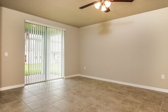 5261 Luke Hammock St in St. Cloud, FL - Building Photo - Building Photo