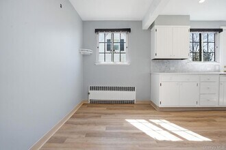 5 Seymour Pl in White Plains, NY - Foto de edificio - Building Photo