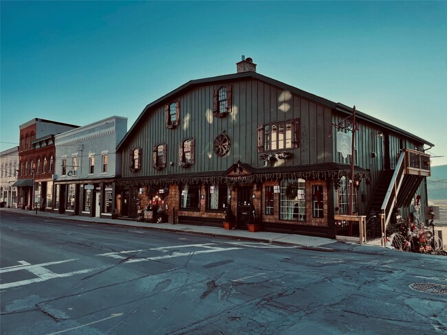 37 Main St in Chester, NY - Building Photo - Building Photo