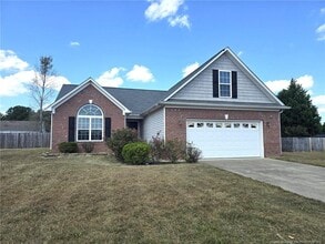 230 Victory Dr in Raeford, NC - Building Photo - Building Photo