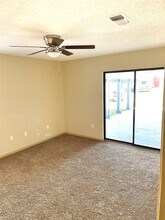 825 Clubside Dr in East Bernard, TX - Building Photo - Building Photo