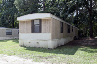 Lakeside Apartments