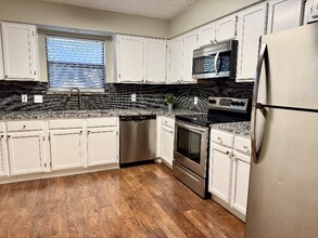 2610 Isbella Dr in Grand Prairie, TX - Building Photo - Building Photo