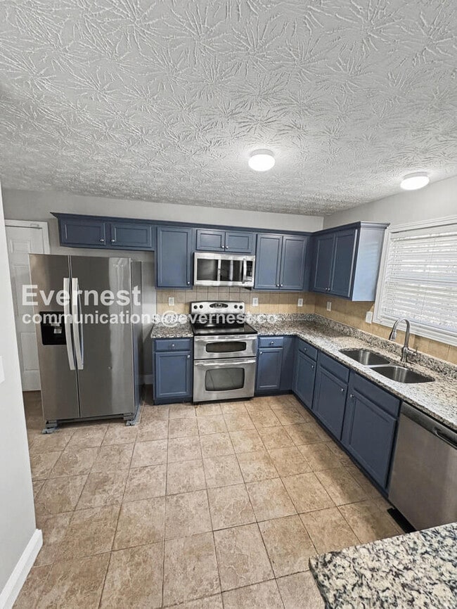 1224 Morrow Dr in Social Circle, GA - Building Photo - Building Photo