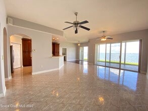 1835 Minutemen Causeway in Cocoa Beach, FL - Foto de edificio - Building Photo