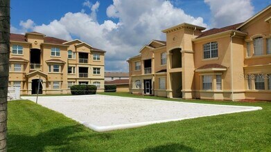 812 Terrace Ridge Cir in Davenport, FL - Building Photo - Building Photo