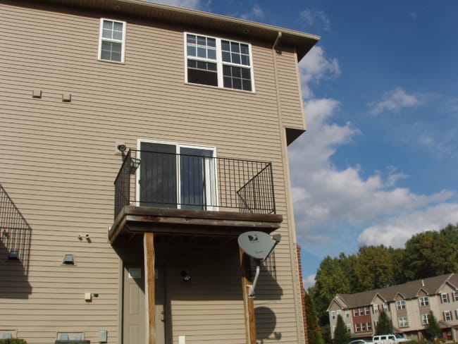 2149 Knotty Pine Tr in Howell, MI - Building Photo - Building Photo