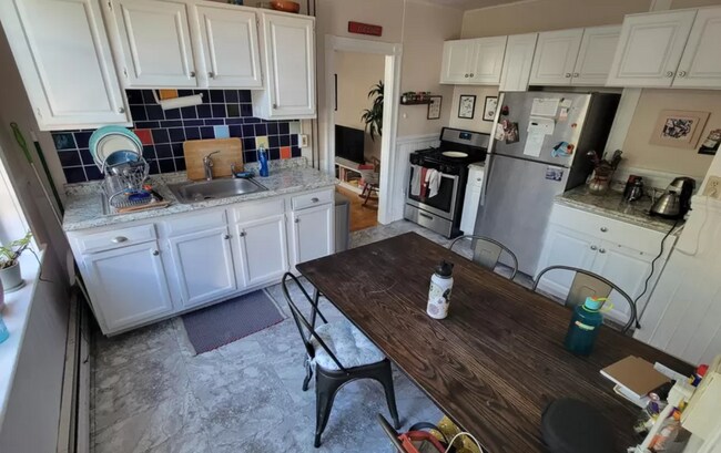 280 Brookline St, Unit 3R in Cambridge, MA - Building Photo - Building Photo