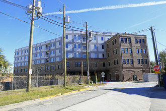 The Blake (Per Bed Lease) in Savannah, GA - Building Photo - Building Photo