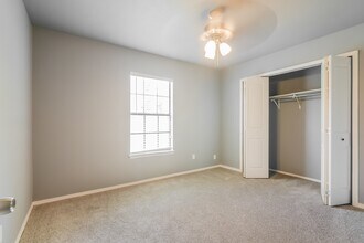 1517 Windsor Dr in Glenn Heights, TX - Building Photo - Building Photo