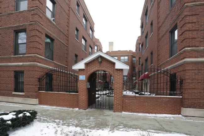 Shorewind Court Apartments in Chicago, IL - Foto de edificio - Building Photo